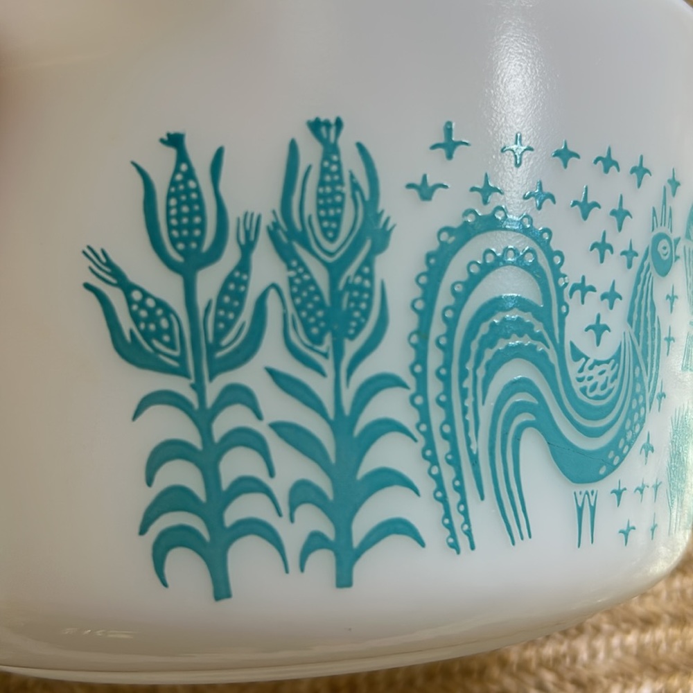 Vintage Pyrex Turquoise Amish Butterprint 1 Quart Ovenware Mixing Bowl with Lid - Picture 9 of 16